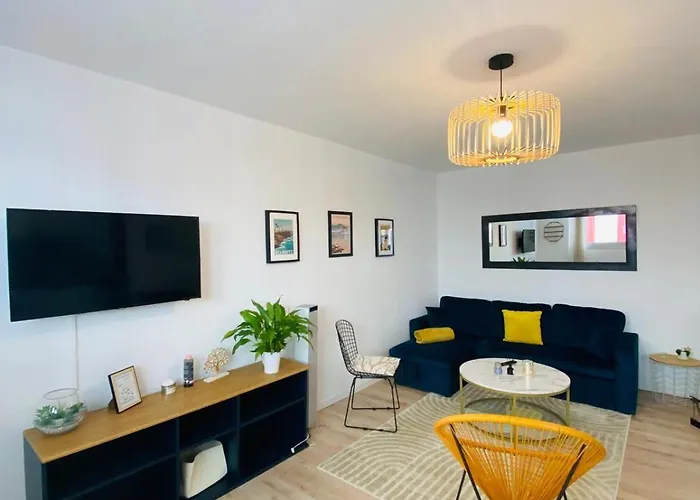 Hyper Centre T2 Parking Privé