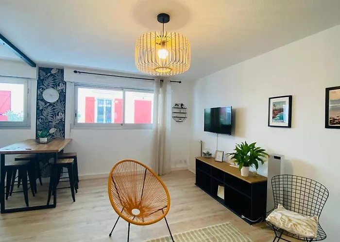 Hyper Centre T2 Parking Privé Appartement *